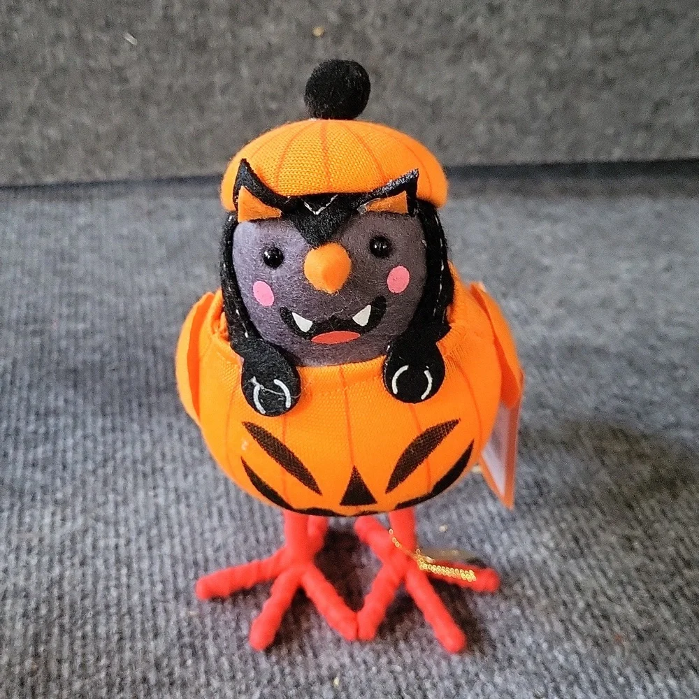Target Hyde & Eek 2024 Halloween PUMPKIN Bird NEW WITH TAGS